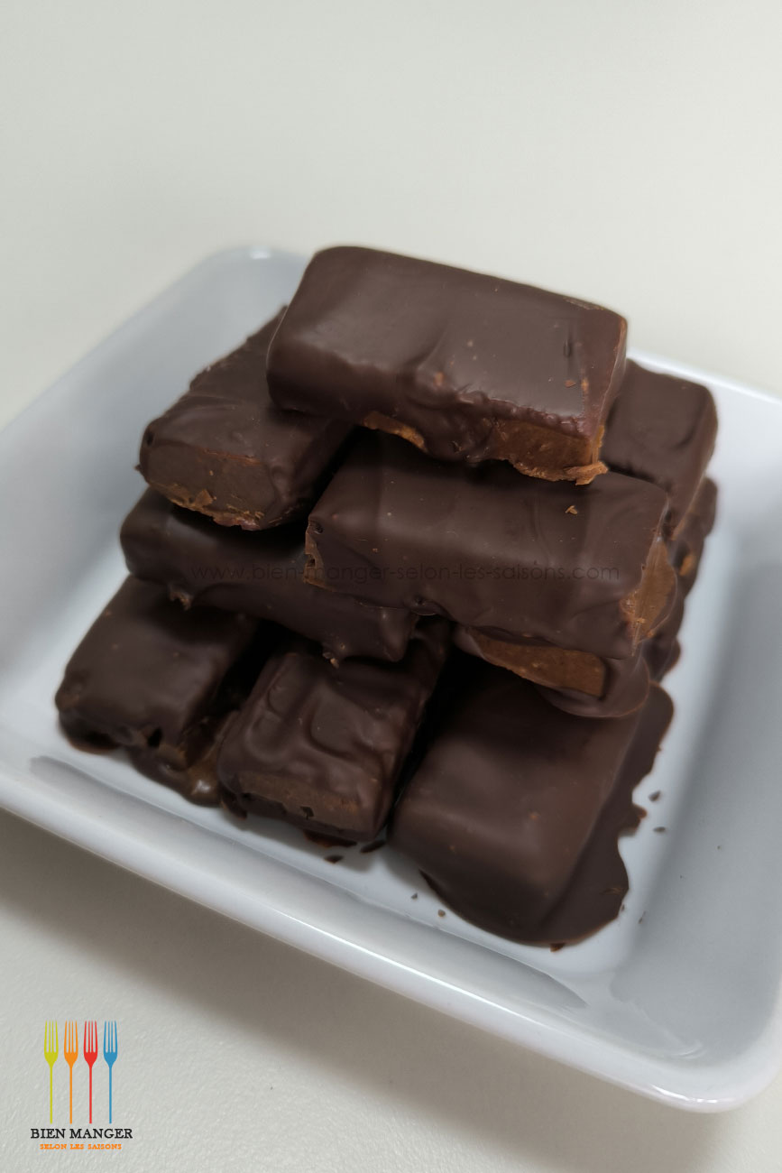 Chocolats fourrés au praliné noisettes et amandes